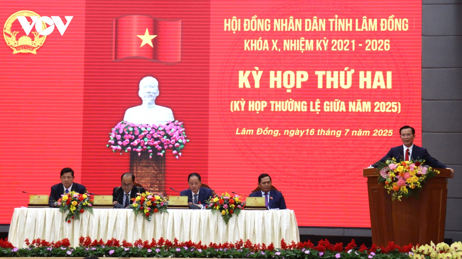 Lâm Đồng chi hơn 68 tỷ đồng hỗ trợ đi lại, chỗ ở cho cán bộ